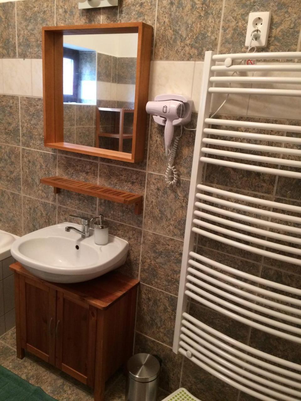Rigó Lak Apartamento Miskolc Exterior foto
