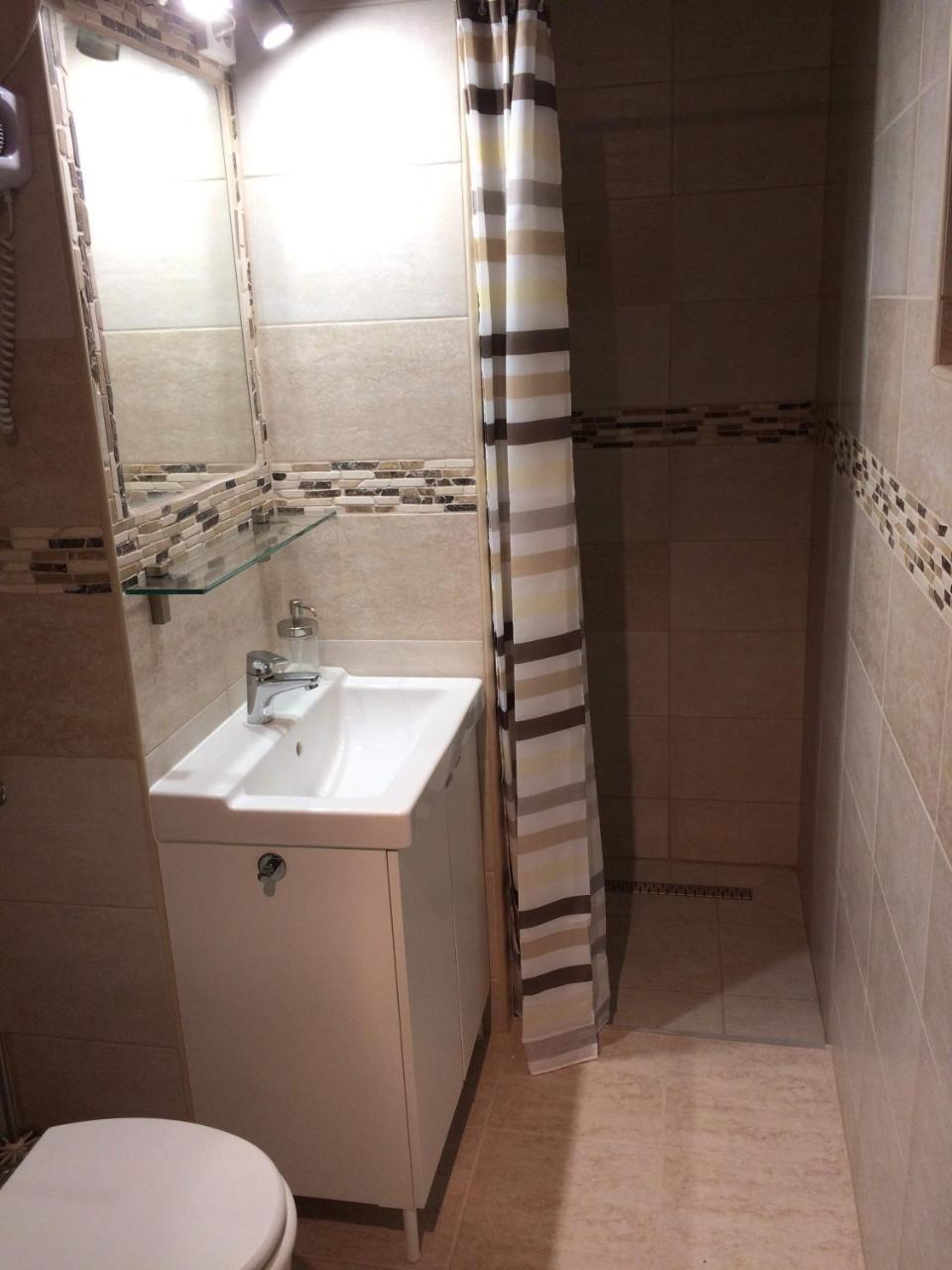 Rigó Lak Apartamento Miskolc Exterior foto